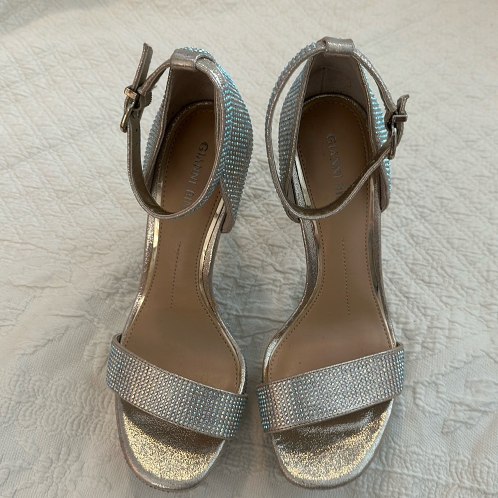 NWOT Silver Studded Gianni Bini 5” Heels